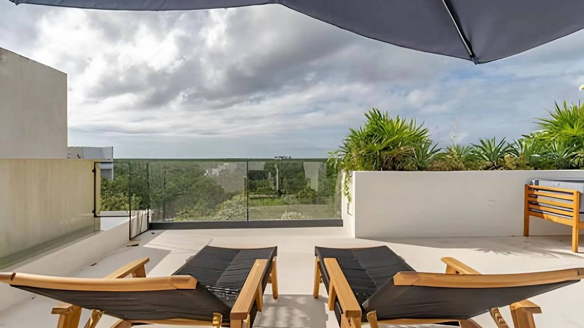 Oasis Yaaxlum Villa Tulum Mexico